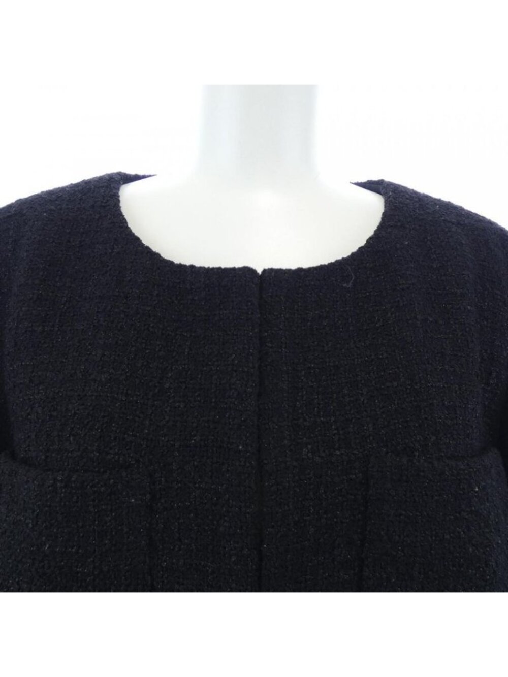 Chanel Jacket - Picture 6 of 7